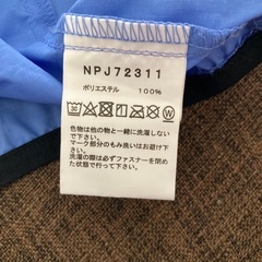 140中古超軽量ノースフェイス　ウインドブレーカーの画像