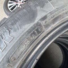 中古スタッドレスタイヤ　195/60r16の画像