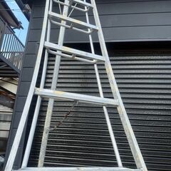 ◆◆◆お引き取り限定◆◆◆アルミ製 三脚脚立9段（果樹園用／庭木剪定用）USED品の画像