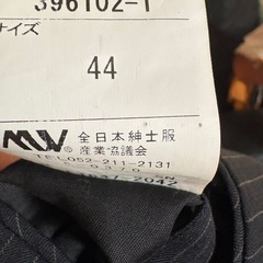 メンズスーツ
の画像