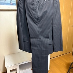 メンズスーツ
の画像