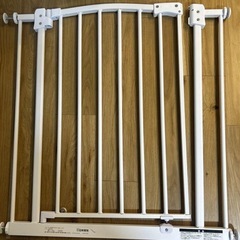 ◎ ②　ベビーゲイト　ブランシュ　日本育児の画像