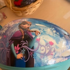 アナ雪ヘルメットの画像