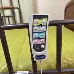 電動ベッド　介護用品　の画像