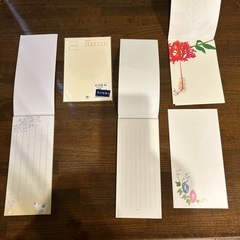 絵葉書と一筆箋と封筒の画像