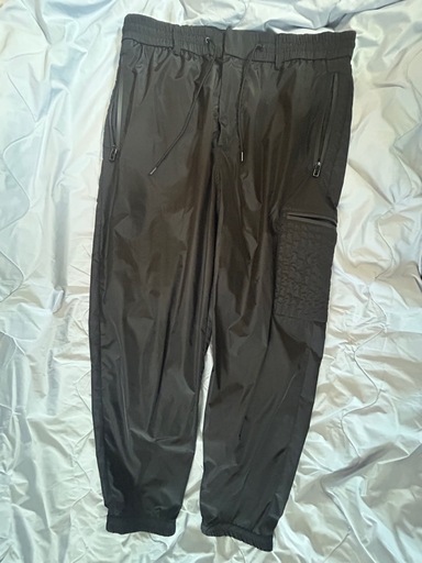 エンポリオアルマーニ　ナイロンパンツ