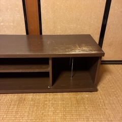 リビング収納棚の画像