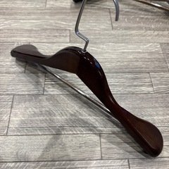 木ハンガー6本セット
の画像