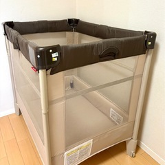 ココネルエア　アップリカ　ベビーベッドの画像