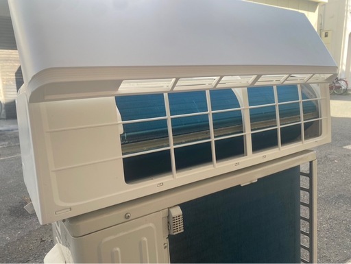 A695♠️ヤマダ電機 ルームエアコン 2023年製 2.2kW 主に6畳