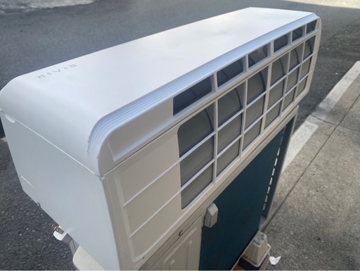 A695♠️ヤマダ電機 ルームエアコン 2023年製 2.2kW 主に6畳