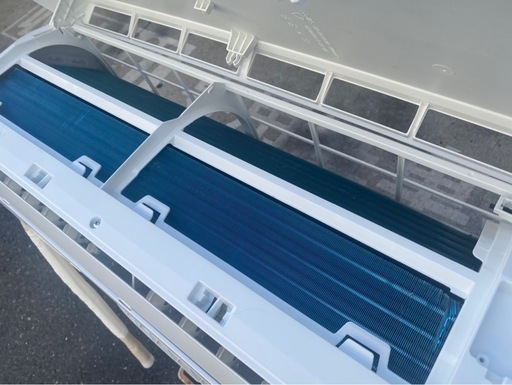 A695♠️ヤマダ電機 ルームエアコン 2023年製 2.2kW 主に6畳