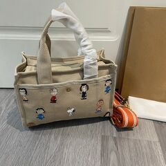 [コーチ] トートバッグ モチーフ ショルダーバッグ ディズニー ミッキー 限定コラボ logo 刺繡 ハンドバッグの画像