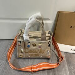 [コーチ] トートバッグ モチーフ ショルダーバッグ ディズニー ミッキー 限定コラボ logo 刺繡 ハンドバッグの画像