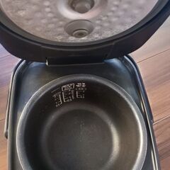 アイリスオーヤマ炊飯器の画像