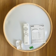 【美品】調光調色　LEDシーリングライト 8畳　ナチュラル　ブラウン　リモコン　木目調　調光　調色の画像