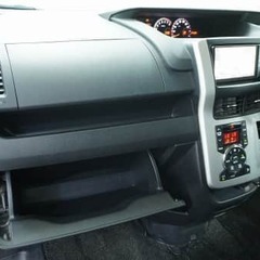 トヨタ ヴォクシー ZS 煌🌟人気のミニバンですq(≧▽≦q)✨の画像