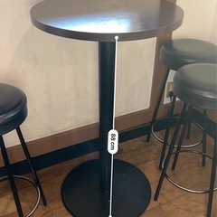 カフェテーブルセットの画像