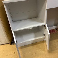 テーブル デスクの画像