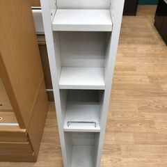 ★リユースのサカイ春日部店★KJ11687  すき間収納棚 ホワイト H183×W15×D30 クリーニング済みの画像