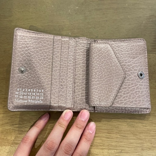 Maison Margiela 二つ折り財布 S56UI0140 P0399 Maison Margiela MAISON MARGIELA メゾンマルジェラ 二つ折り