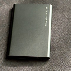 Samsung Portable SSD T7、2TB コンパクトで高性能な外付けSSDの画像