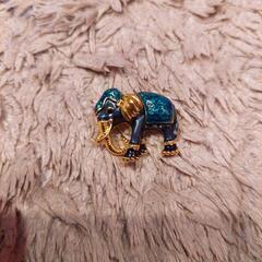 新品❕大特価❕アンティーク調✨️お洒落❤️アフリカ 象 ブローチ グリーン ヴィンテージの画像