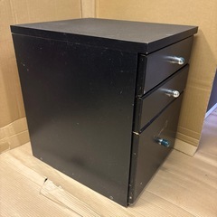キャビネット 収納家具の画像