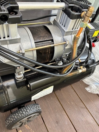 コンプレッサー30Ｌ 