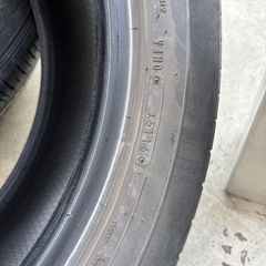 225/60R18 ダンロップタイヤの画像