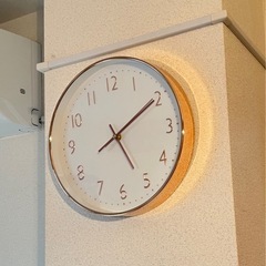 ピンクゴールドの時計の画像
