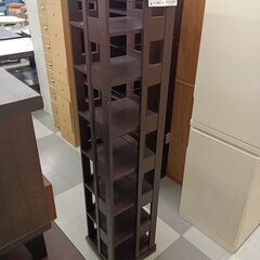 ★リユースのサカイ千葉中央店★期間限定割引有  回転ラック  H156×D34×W34 クリーニング済み TC4545           　の画像
