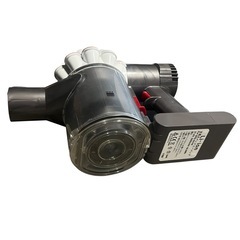 【ジ0909-04】お手軽で使い勝手が良い‼️Dyson DC62   コードレスクリーナーの画像