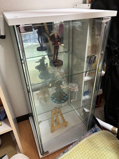 美品 フィギュアケース