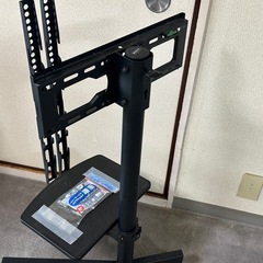 テレビスタンド　テレビ台　タイヤ付きの画像