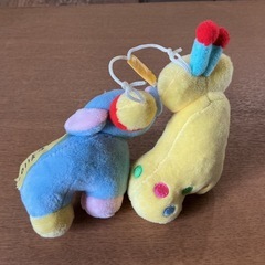 赤ちゃん用👶 おもちゃ おでかけチャイムぞうさん🐘 キリン🦒 知育玩具 西松屋 新生児 スマイルーメリーDX 美品✨ セット　黄色 水色 ピンク 赤の画像