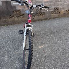 美品　ジュニア向け　自転車26インチ　ASAHI FU15-24C-4 赤の画像