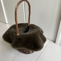 vintageヴィンテージナチュラルかごバッグ＊ファーカバー付きの画像
