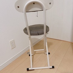 折りたたみイスの画像