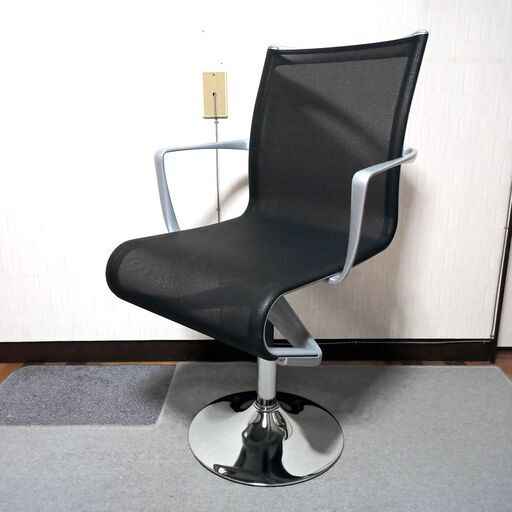 展示品　カッシーナixc ローリングフレーム　メッシュ　デスクチェア　イス 展示品 カッシーナixc ローリングフレーム メッシュ デスクチェア イス