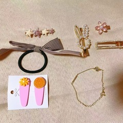 多色ヘアアクセサリーセットの画像