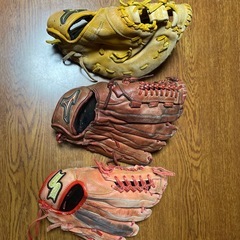 少年野球用
グローブ3セットの画像