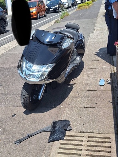 鹿児島市17マグザム　事故車