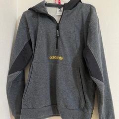 adidas ADV FIELD HOODY グレー
の画像