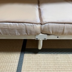 折りたたみパイプベッドの画像