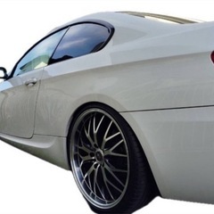 E92 中期 本革 フルオプション ガラスコーティング施行 美車の画像