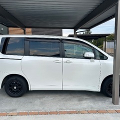 H22式　VOXY70 車検R9.2月までの画像