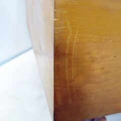 将棋盤　脚付将棋盤　将棋の台　碁盤　駒台　ヘソあり 木目　天然木　木製　丸太脚　音受け　伝統工芸品　ゲーム　ボードゲーム　対局の画像