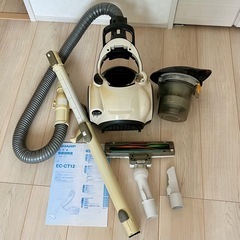 SHARP 掃除機 無料差し上げます（発送不可）の画像
