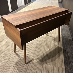 【展示品・未使用品】ドレッサーデスク デスク 収納付き 🚚自社配送時💳代引き可🚚(現金、クレジット、スマホ決済対応)の画像